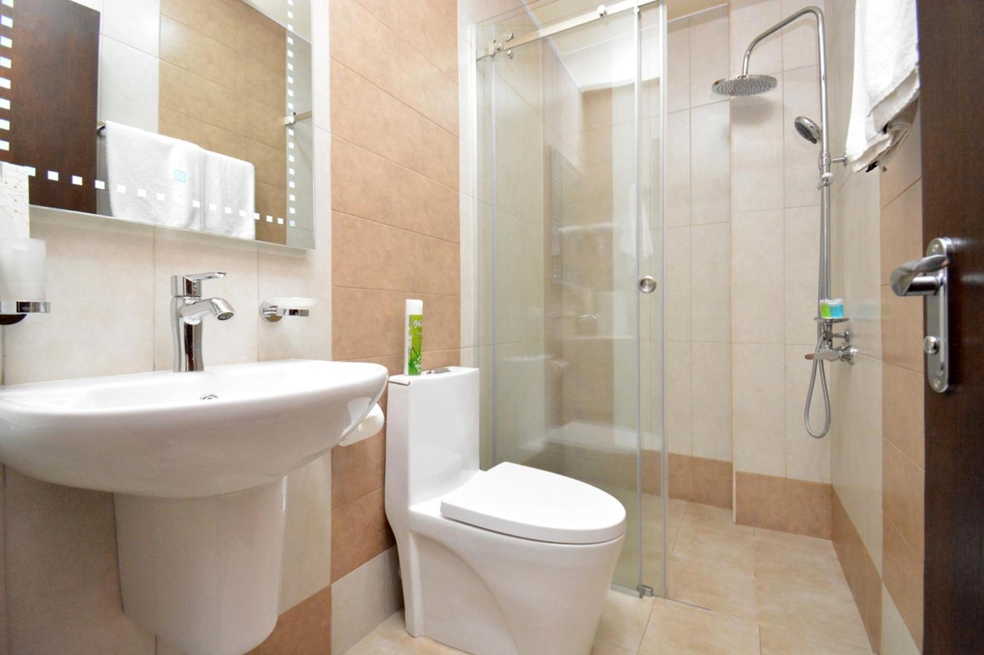 Partez Hotel Erivan Exterior foto
